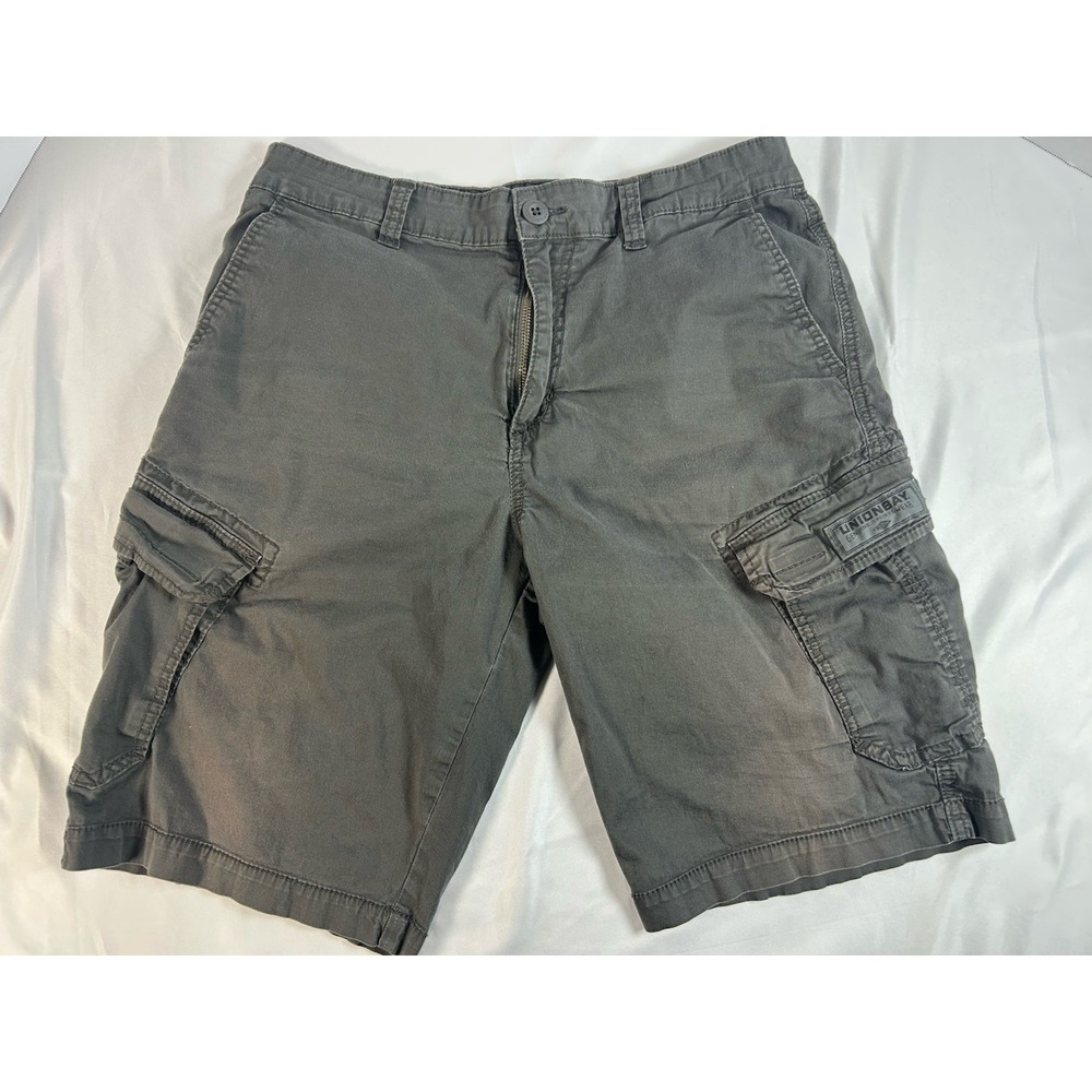 UNIONBAY Men's Cargo Shorts Size 34 Gray Authentic Fit Outdoor Work Casual